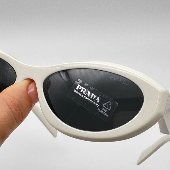 BRAND NEW PRADA PR26ZS 17K08Z Talc/Dark Grey Women Sunglasses - Picture 10 of 14